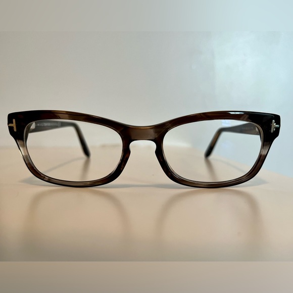 Tom Ford F5184 Frames in Brown Marble - Picture 7 of 7